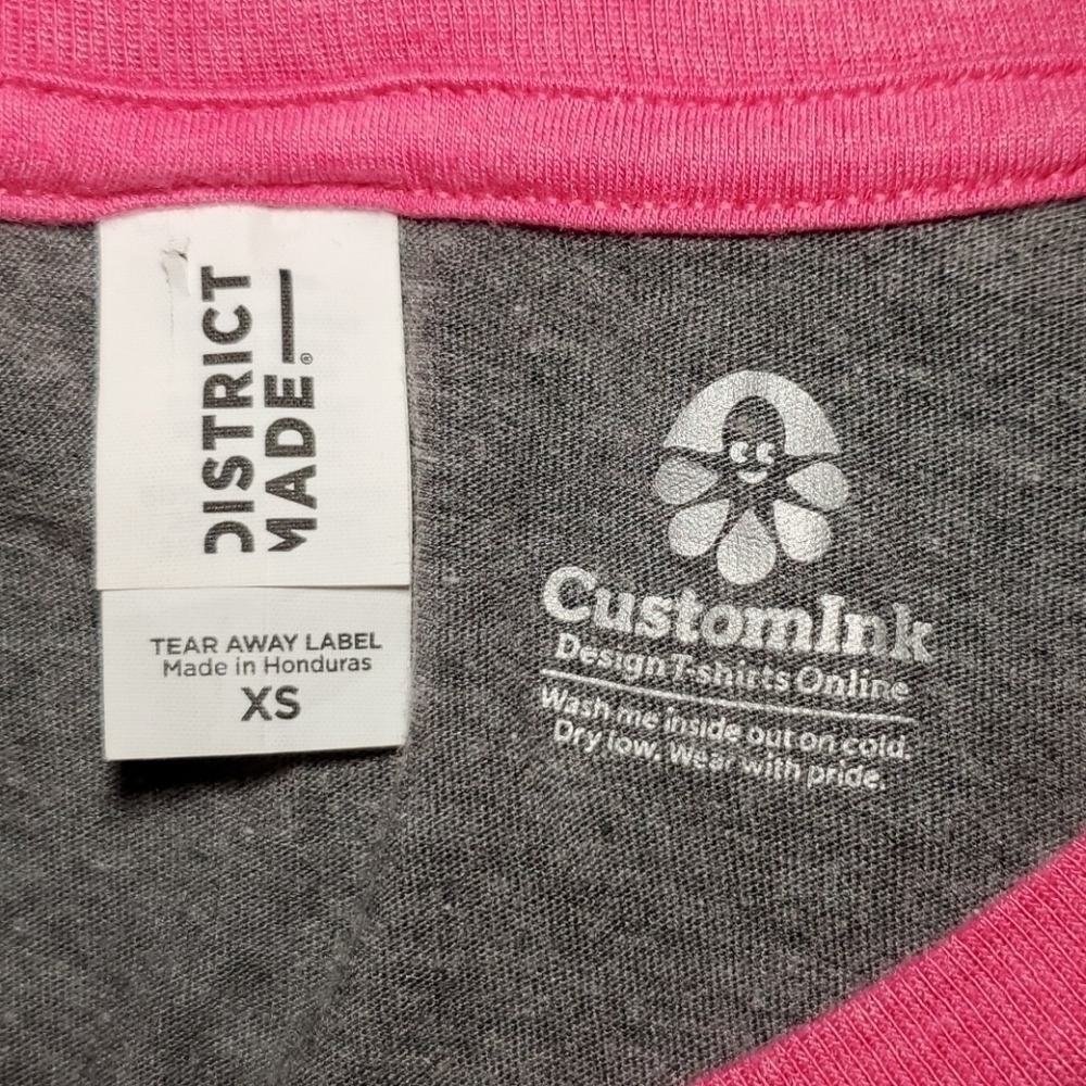 District Made NWOT Women's Shirt Size XS - Picture 6 of 6